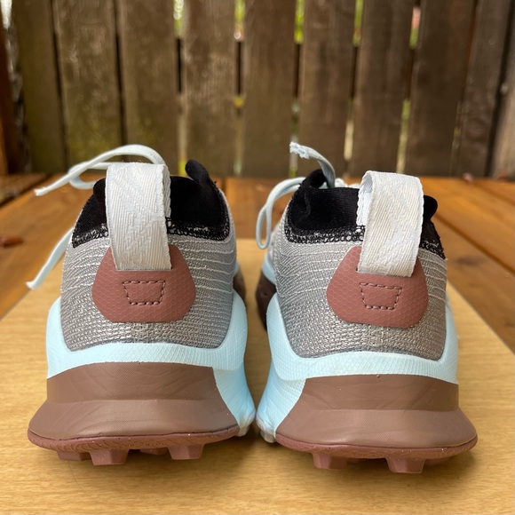 Nike Wm’s ZoomX Zegama Trail Running Shoes #DH0625-005 Light Smoke Grey Sz 6.5 - Picture 5 of 16